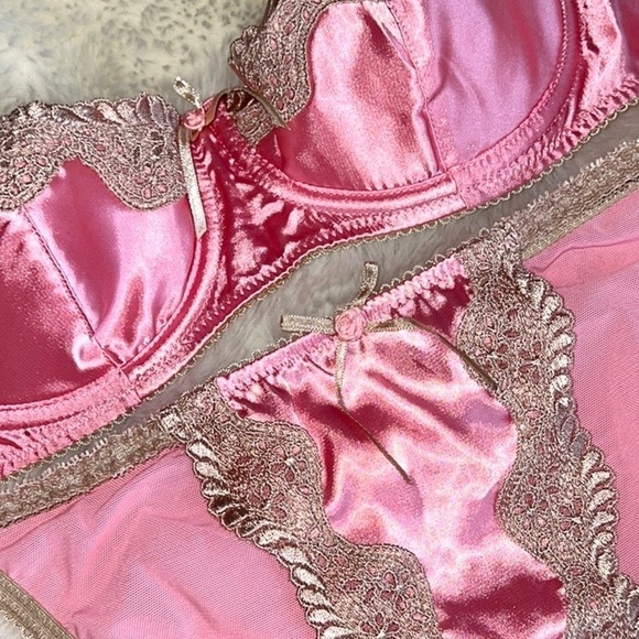 Sophie B. Satin Princess Lingerie Set NWOT - Picture 3 of 7